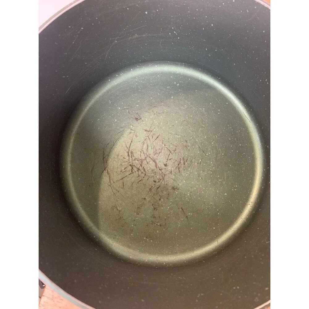 Thyme & Table Non-Stick 5 QT Signatures Stock Pot No Lid, Green & Gold